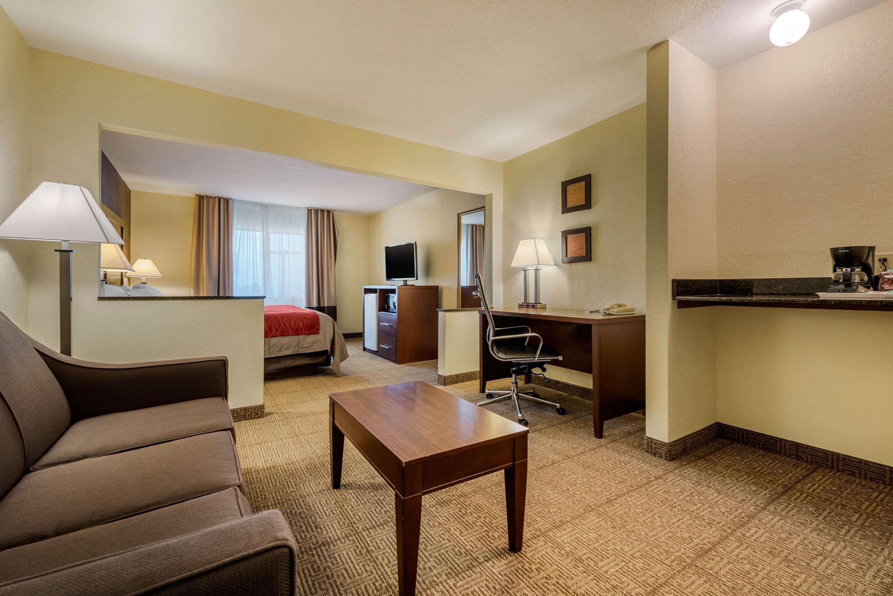 Comfort Inn Warren I-69 Buitenkant foto