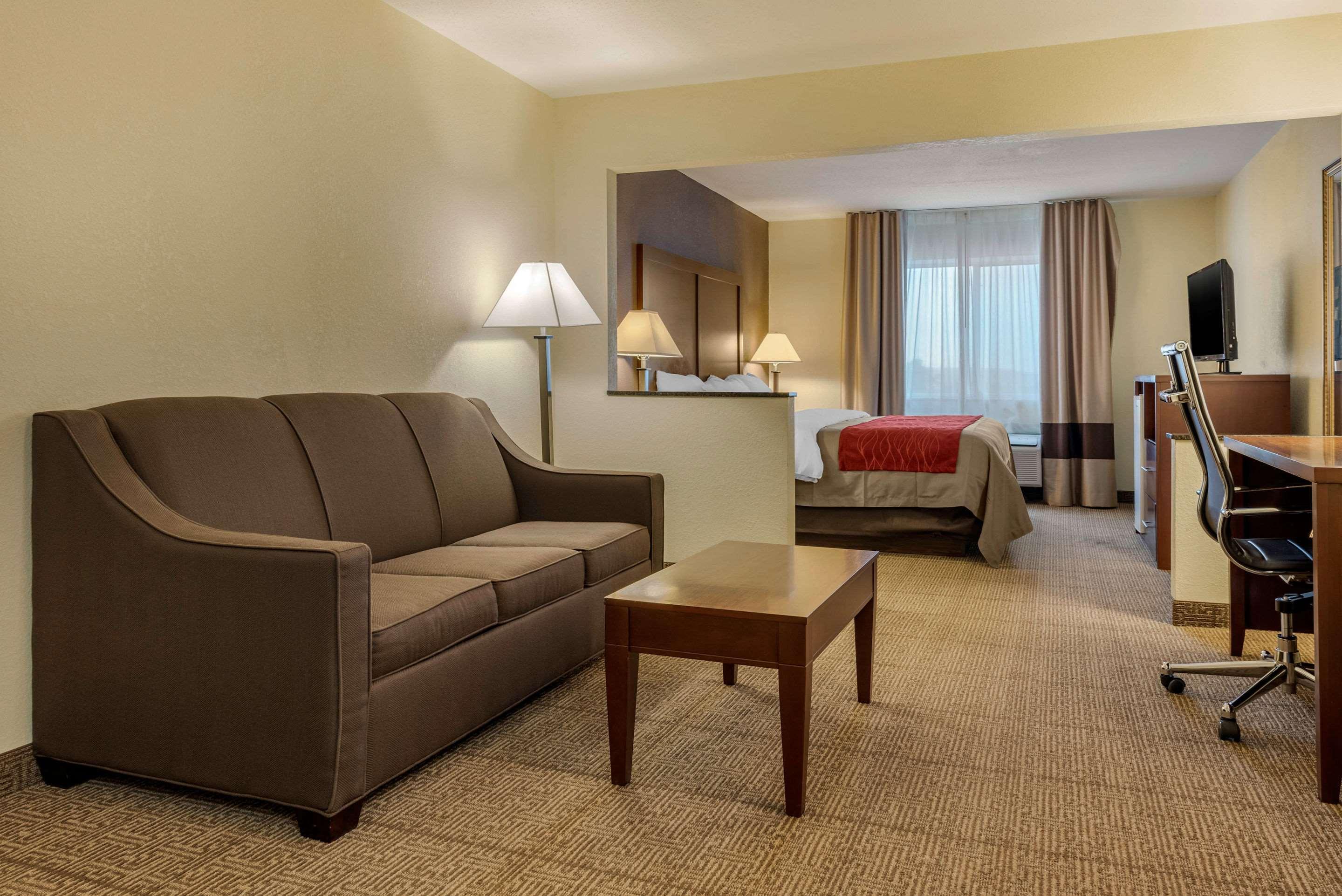 Comfort Inn Warren I-69 Buitenkant foto